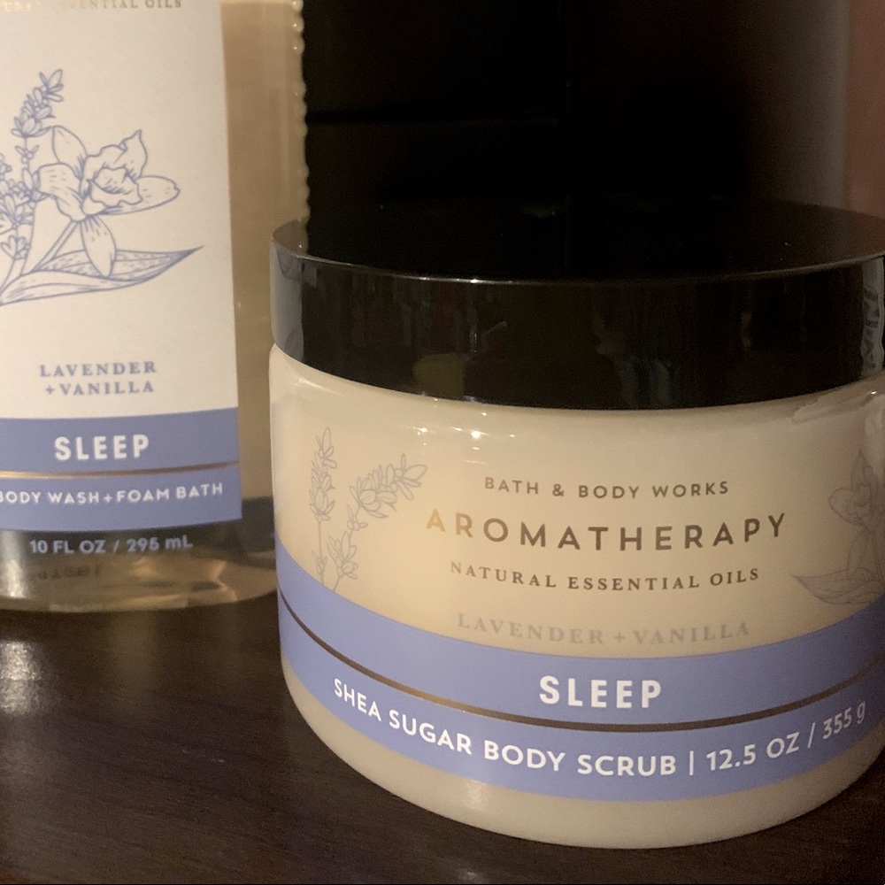 💤NEW! Sleep Aromatherapy B&BW Shea Sugar Scrub